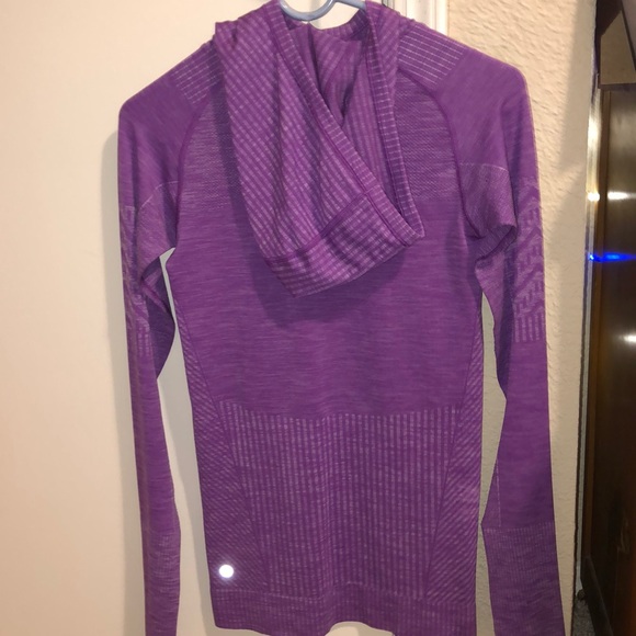 Long Sleeve Lululemon hoodie - Picture 4 of 4